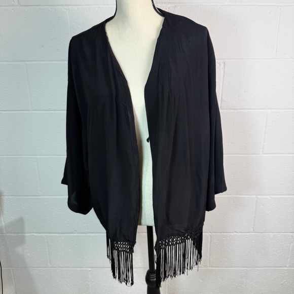 Forgotten Grace Black Fringed with Embroidered Back Design Kimono - Picture 2 of 10